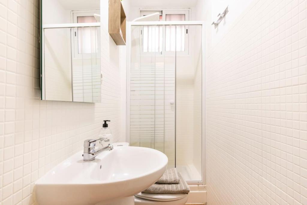 Acogedor Piso En Madrid De Dos Habitaciones Dış mekan fotoğraf